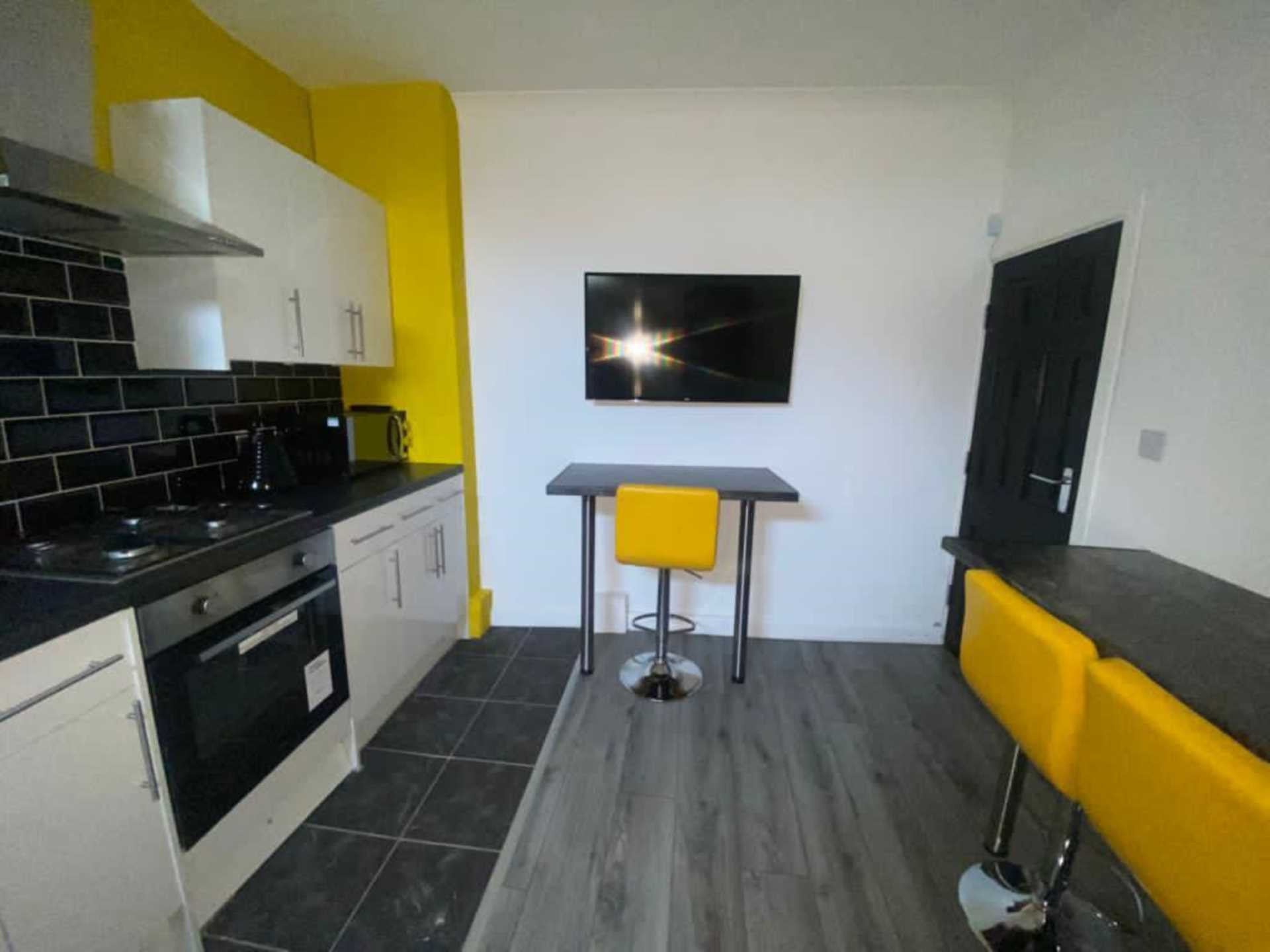 Room Molyneux Road in Liverpool
