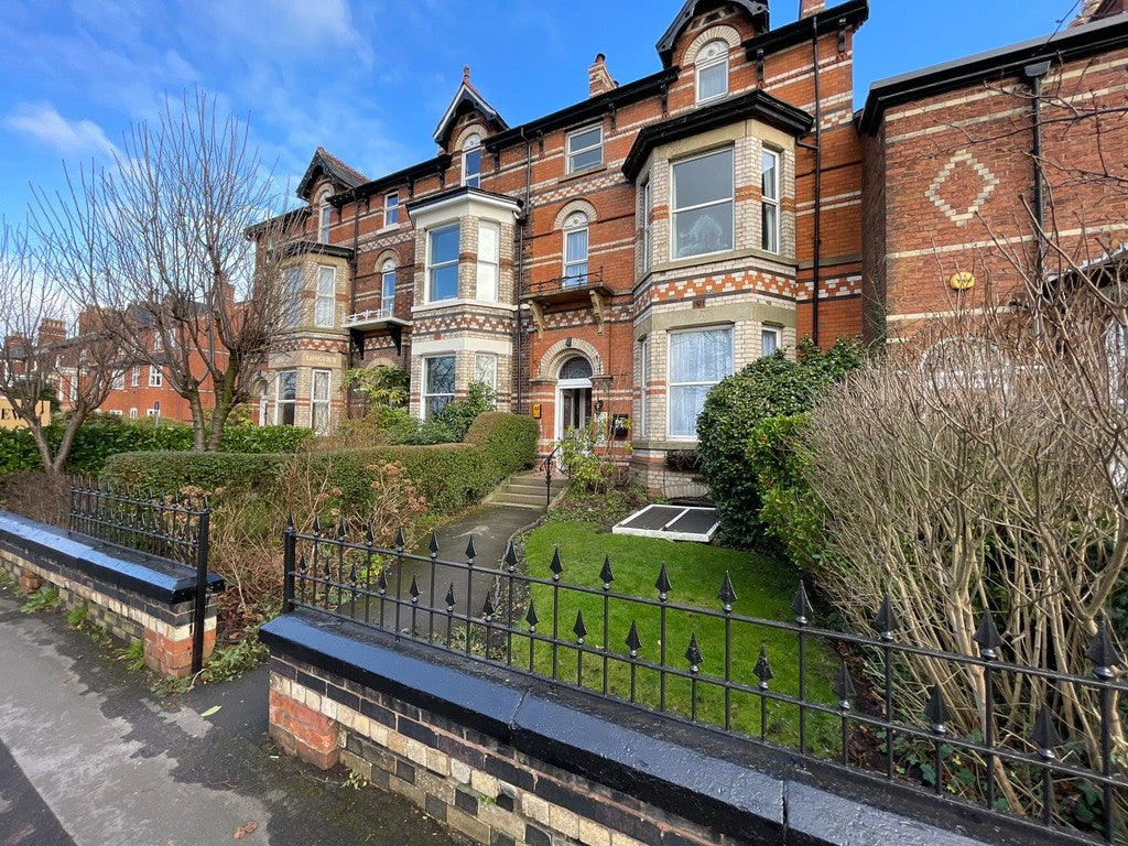 Room Manchester Road in Knutsford
