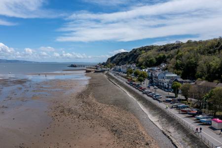 Flat Mumbles Road in Mumbles