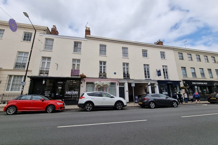 Room Warwick Street in Royal Leamington Spa