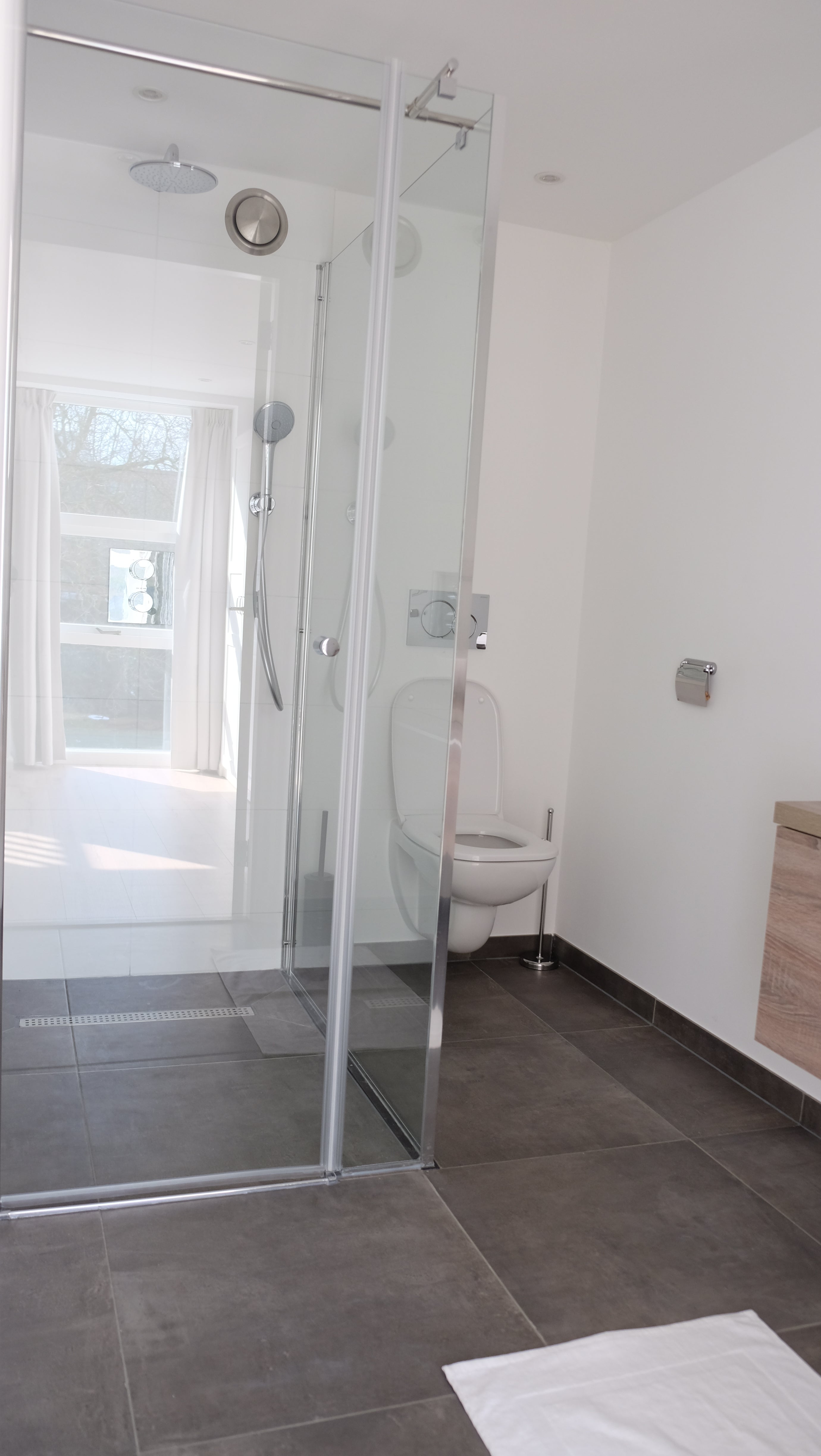 Appartement te huur: Bezuidenhoutseweg 93A, 'S-Gravenhage