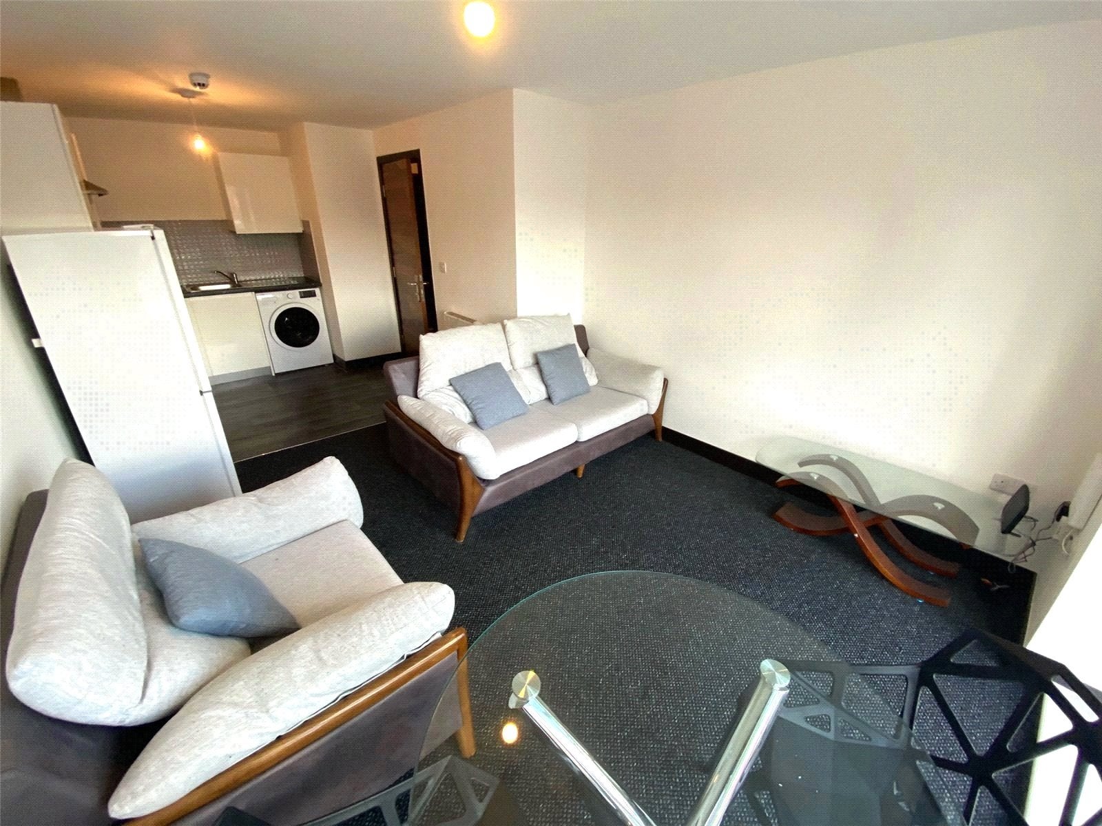 Flat Wilmslow Road in Manchester
