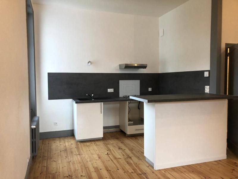 Flat Rue Jean-Jacques Rousseau in Feurs