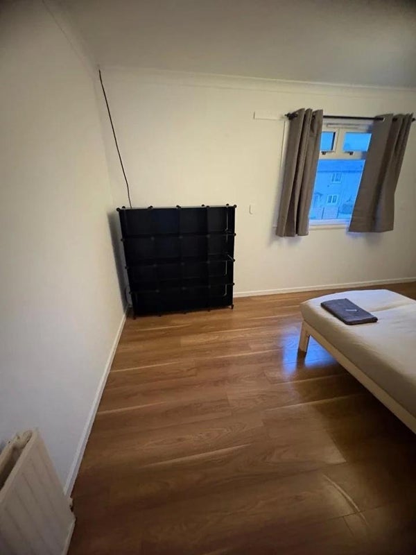 Room Glenturret Street in Glasgow