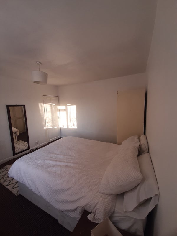 Room Brindley Road in Nottingham