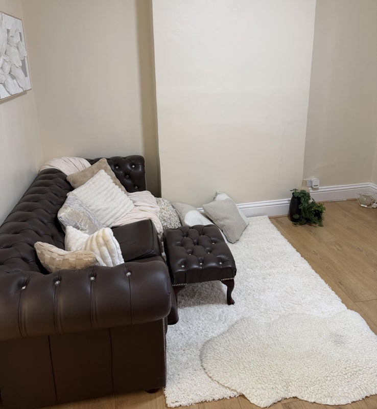 Room Heath Road in Greater London