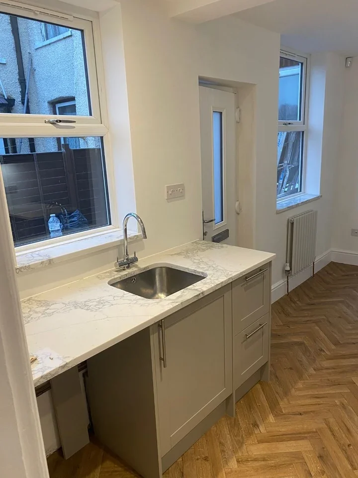 Flat Montem Lane in Slough