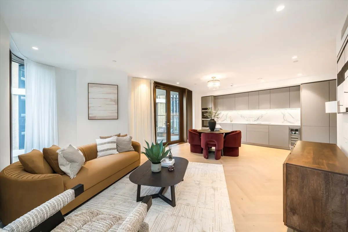 Flat Park Street in Greater London