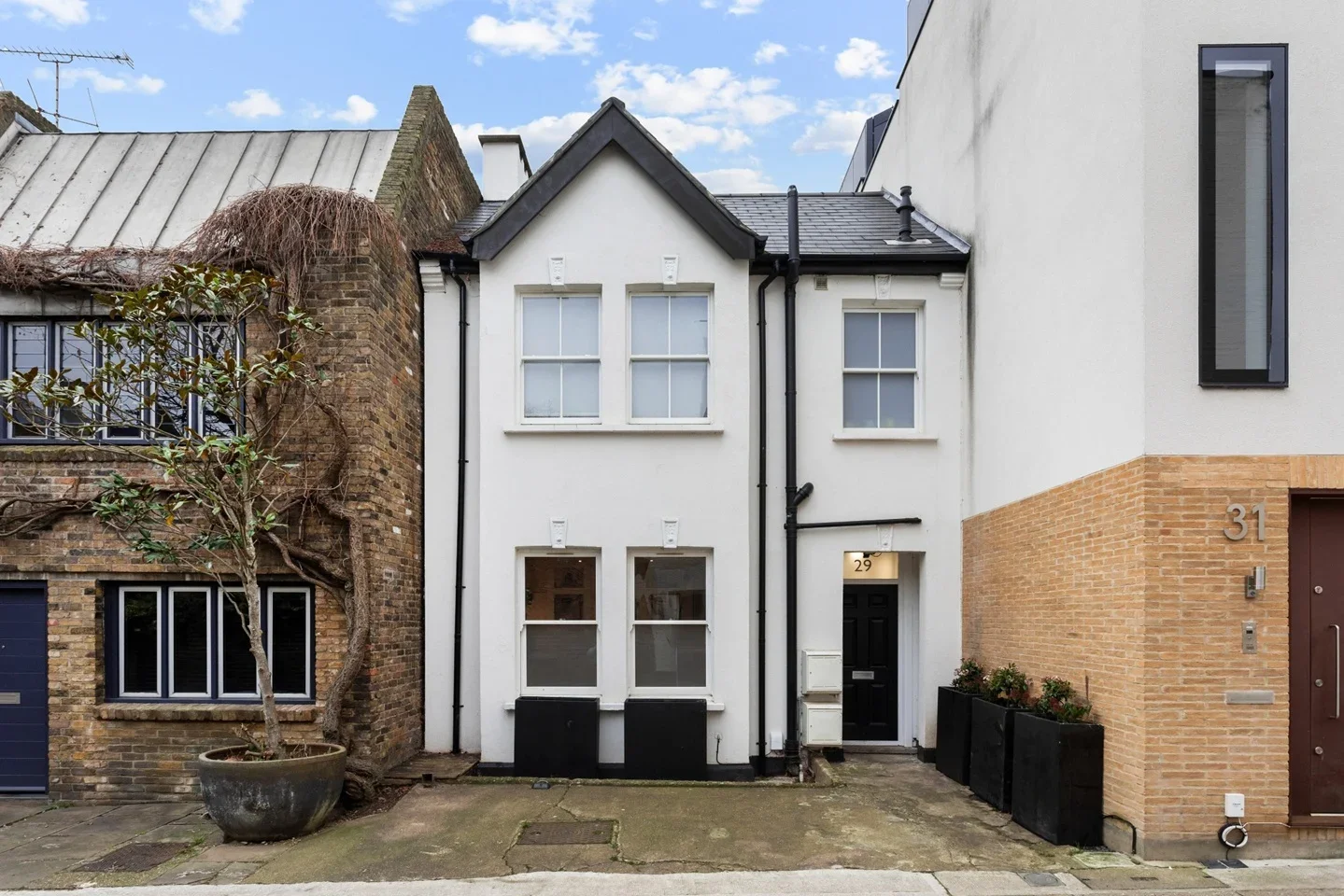 Flat Prowse Place in Greater London