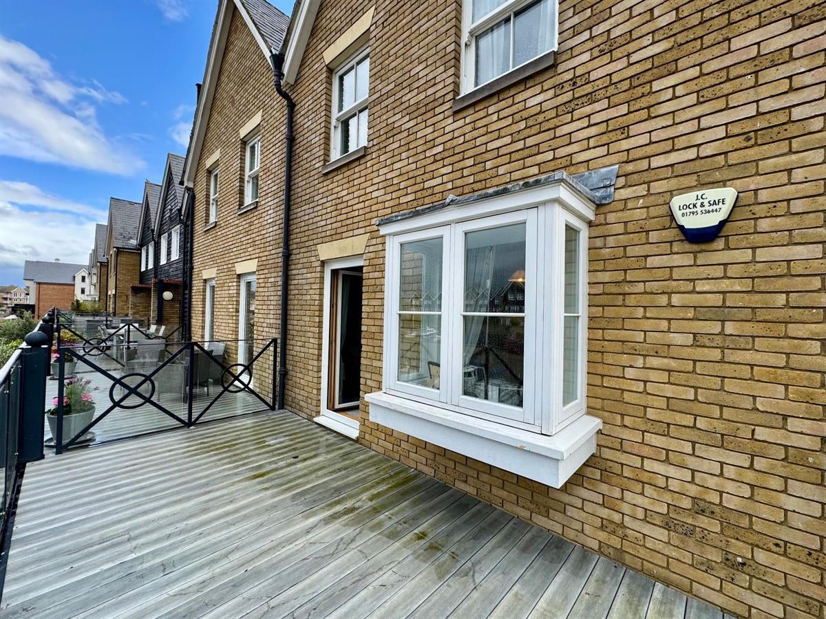 House Provender Walk in Borough of Swale