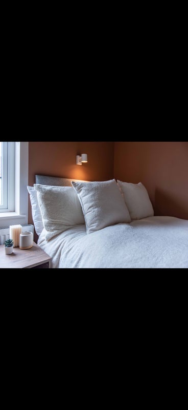 Room Edge Lane in Tameside