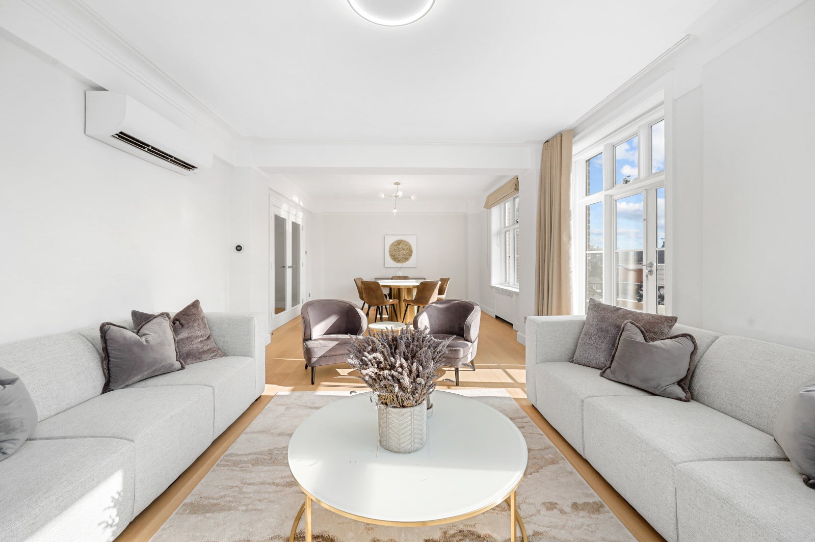 Flat Chesterfield Gardens in City of Westminster