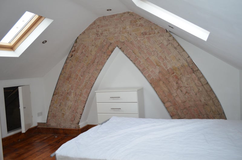 Room Mirabel Road in Greater London