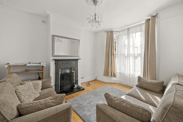 House York Avenue in Greater London