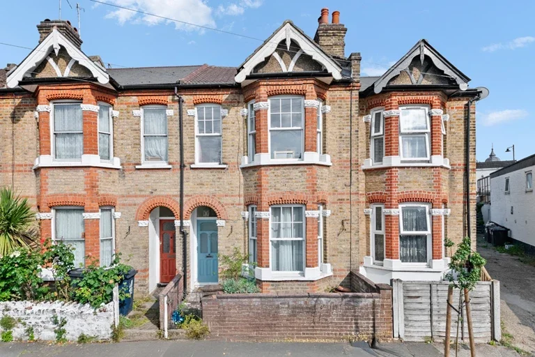 House York Avenue in Greater London