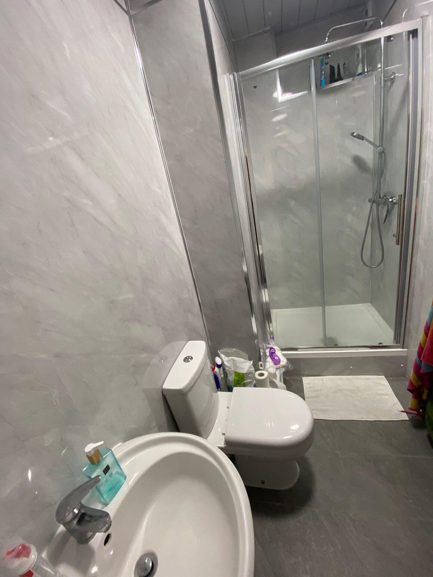 Flat Aylestone Road in Leicester