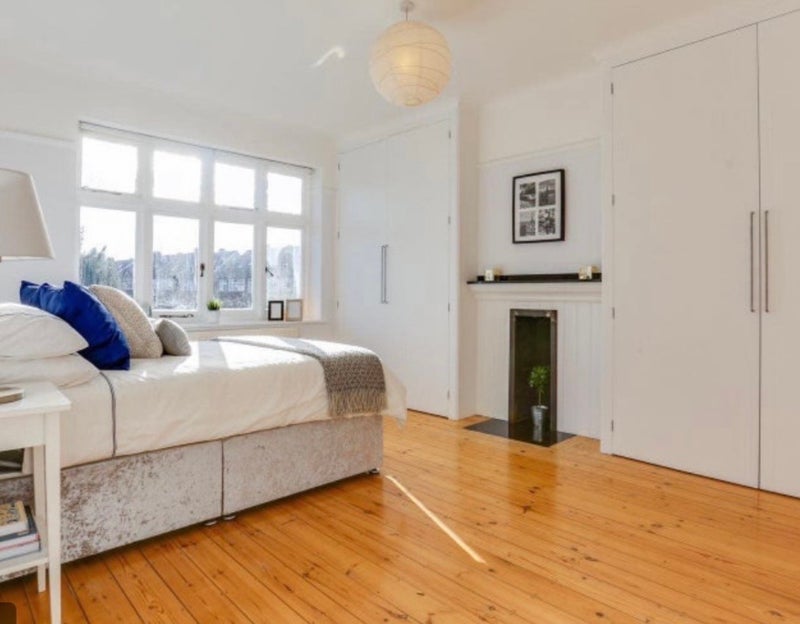 Room Brunswick Road in Greater London