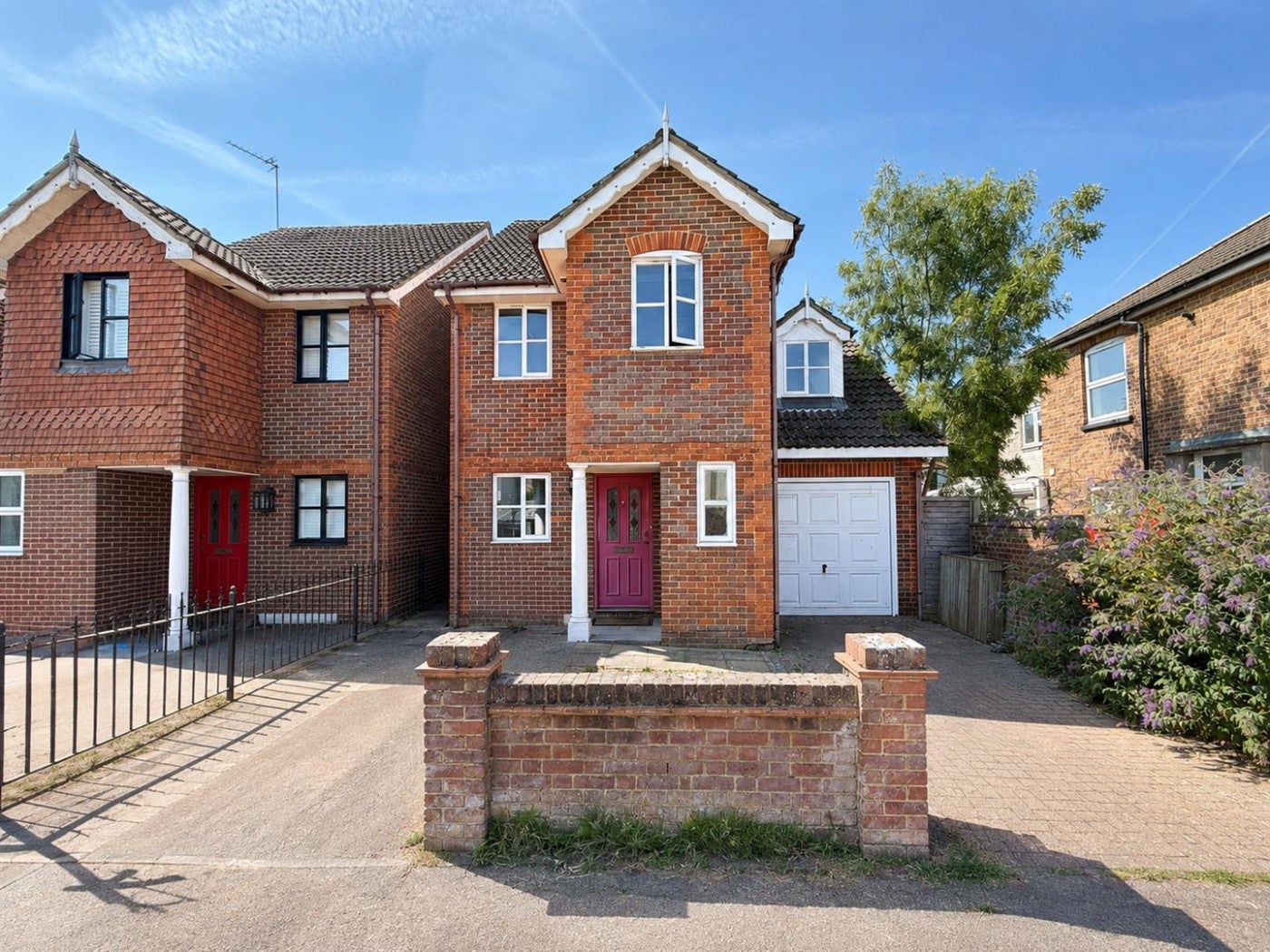 House King's Road in Borough of Runnymede