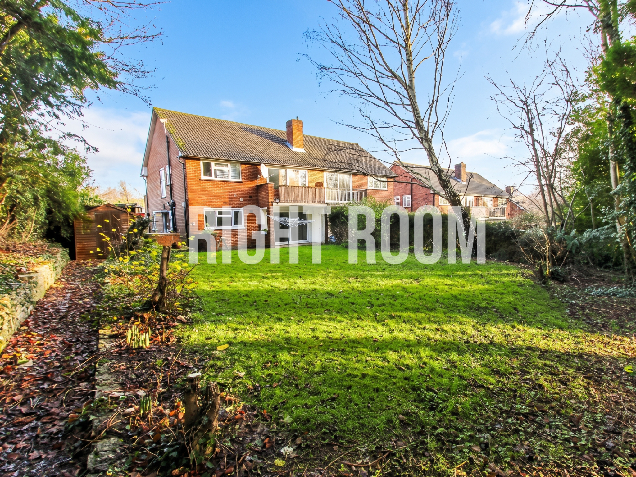Flat Courtland Gardens in Southampton
