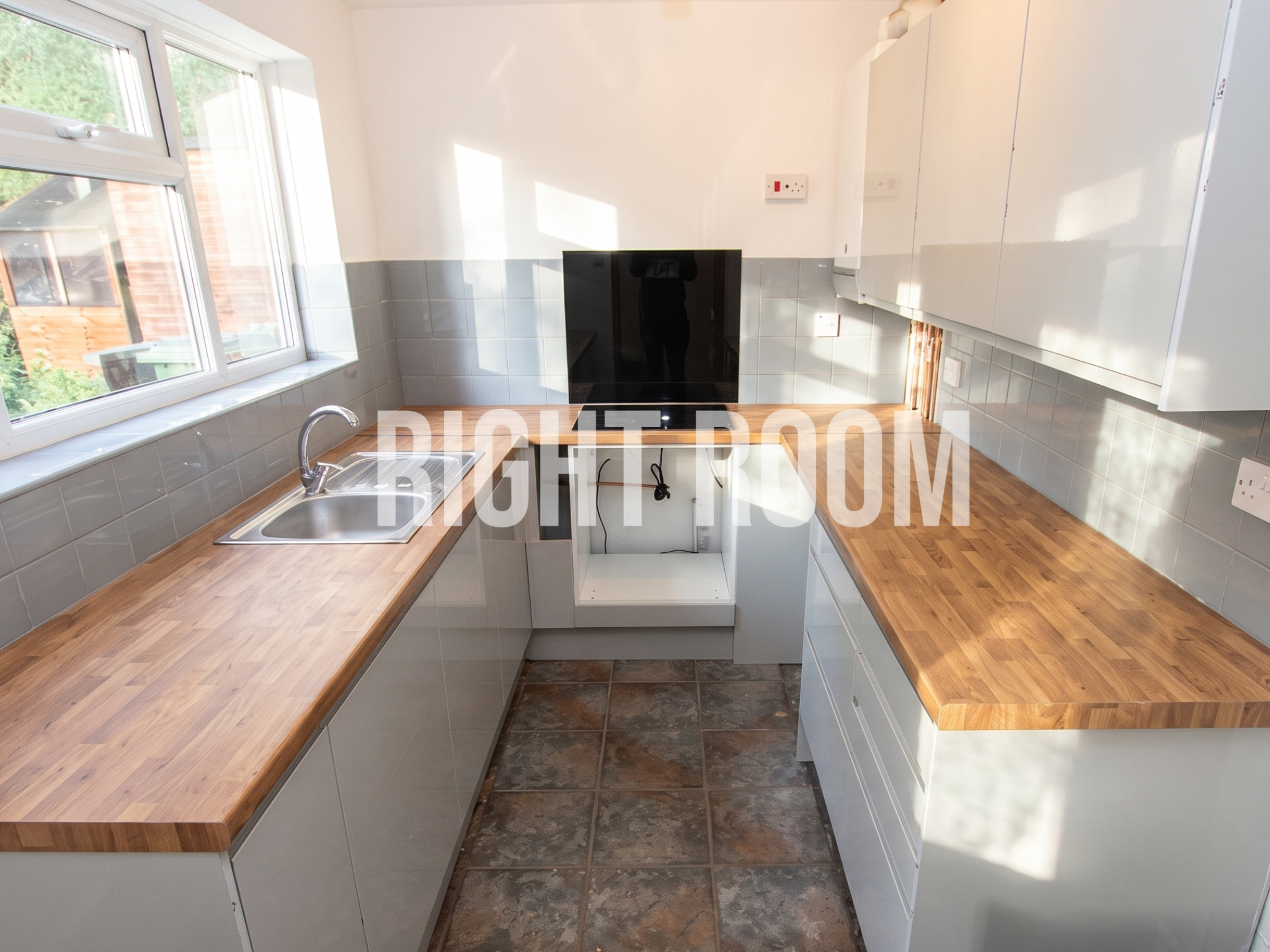 Flat Courtland Gardens in Southampton