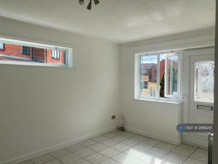 House Circuit Close in Willenhall