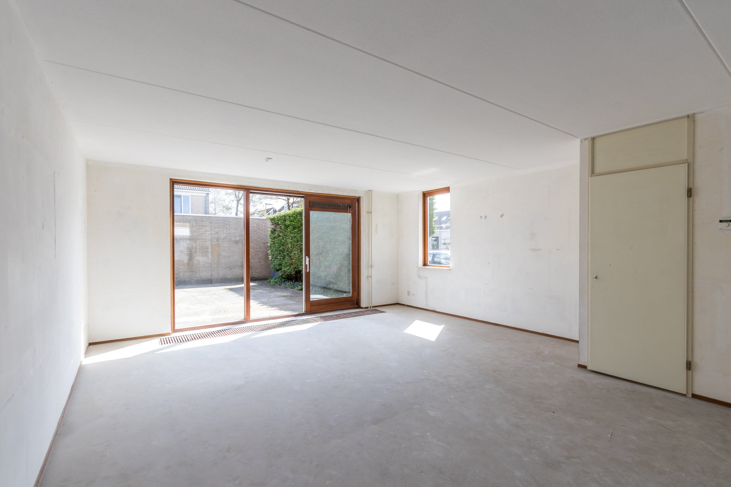 Hoekwoning te huur: Cauberg 120, Alphen Aan Den Rijn