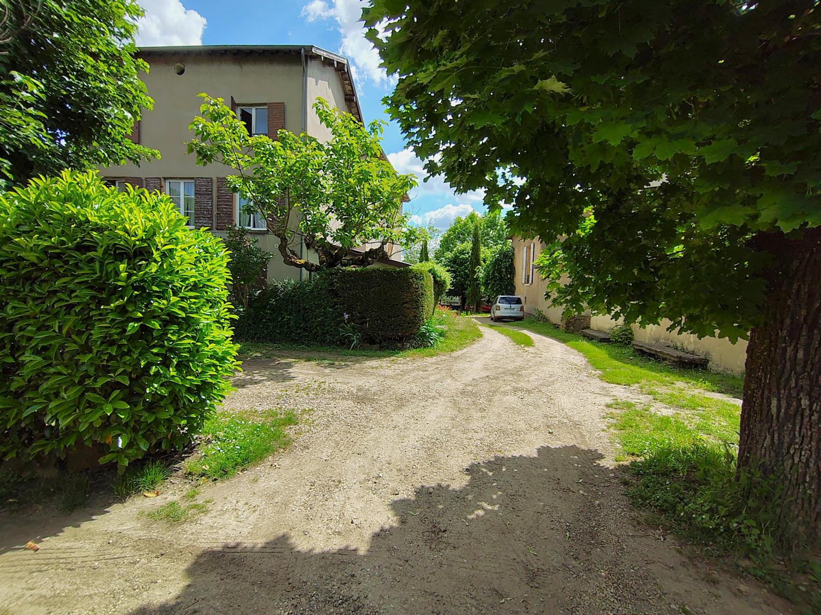 Flat Rue de la Chaux in Saint-Cyr-au-Mont-d'Or