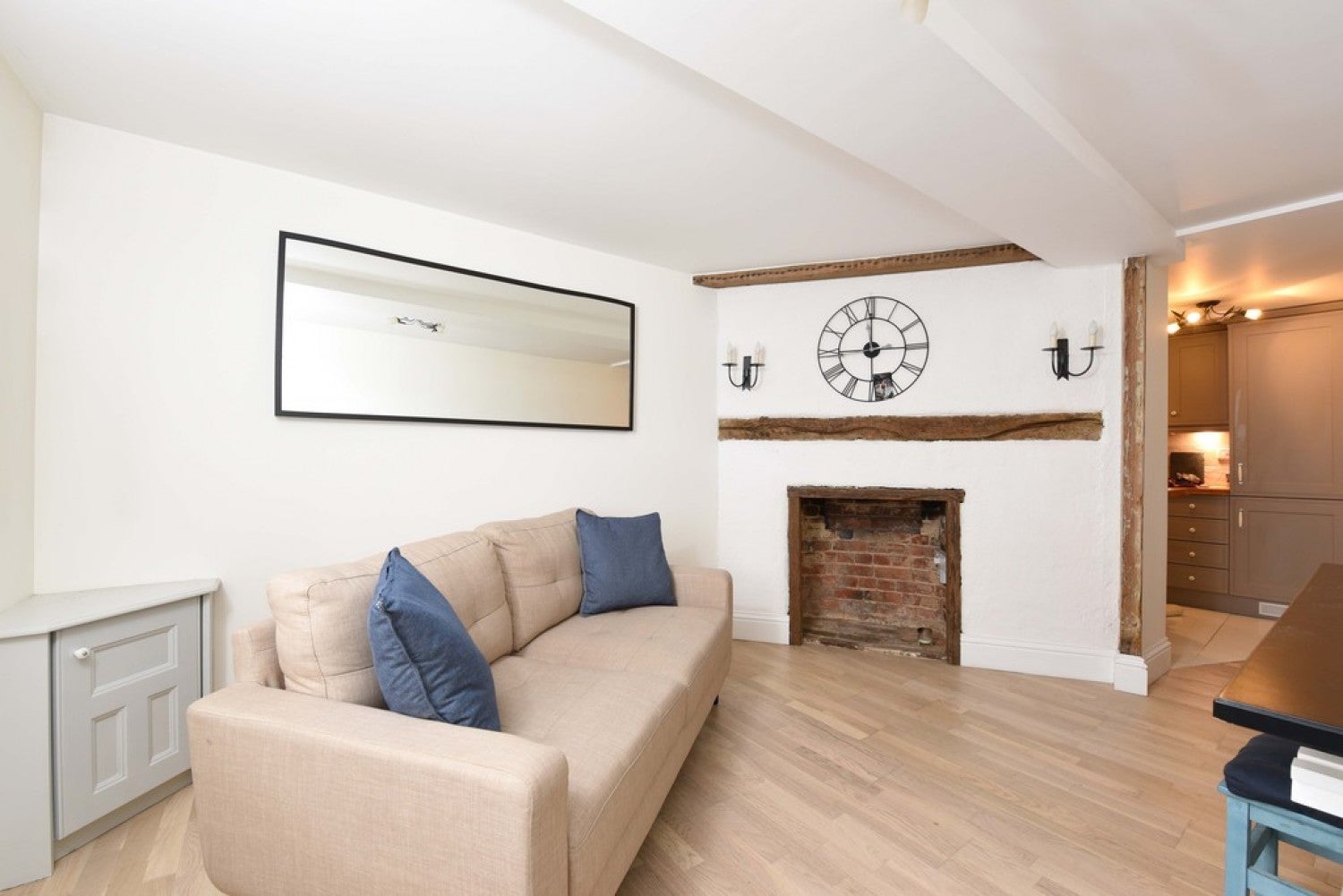 Flat Peach Street in Wokingham