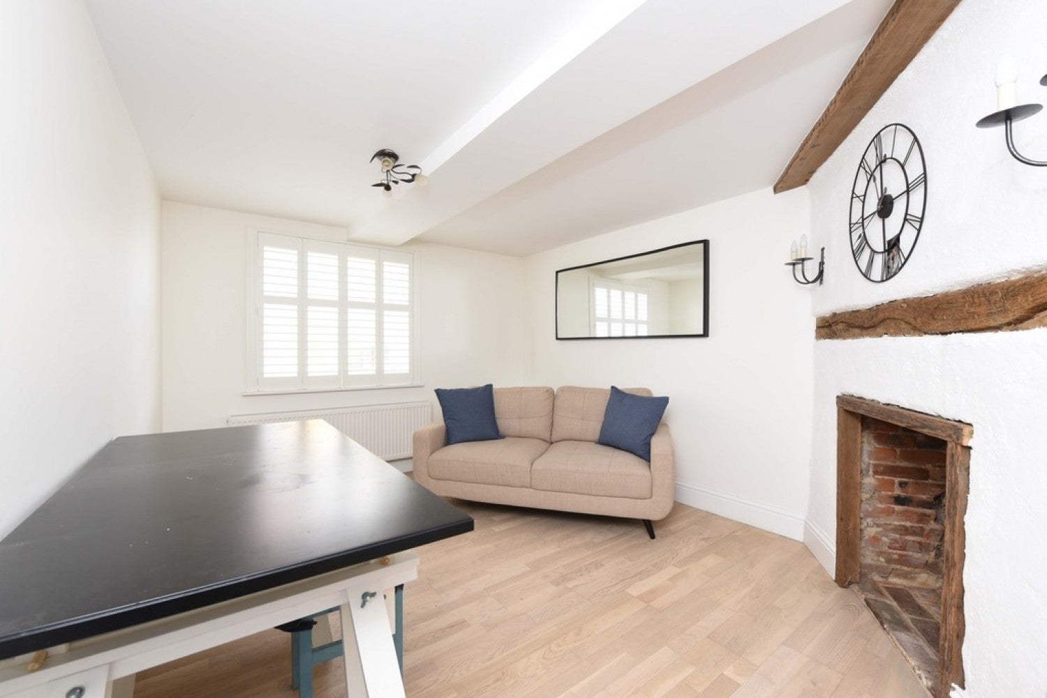 Flat Peach Street in Wokingham