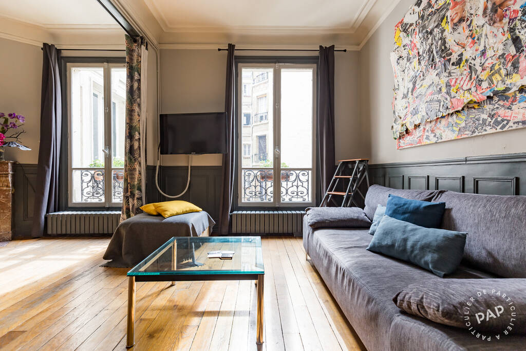 Flat Rue des Martyrs in Paris