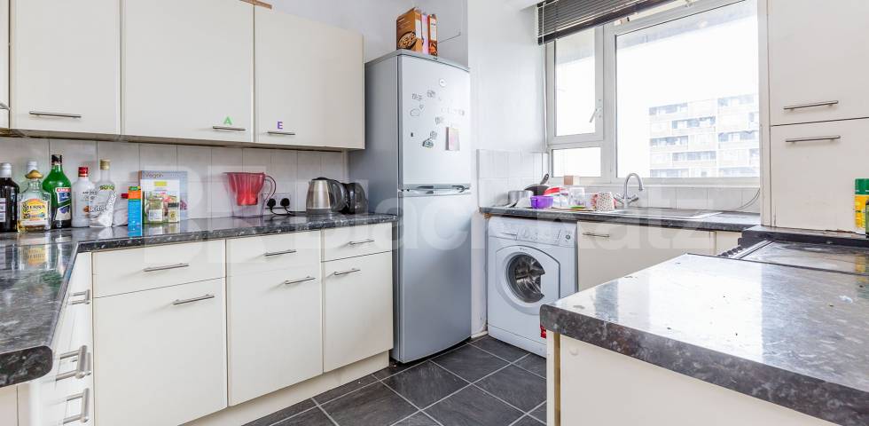 Room White Lion Street in Greater London