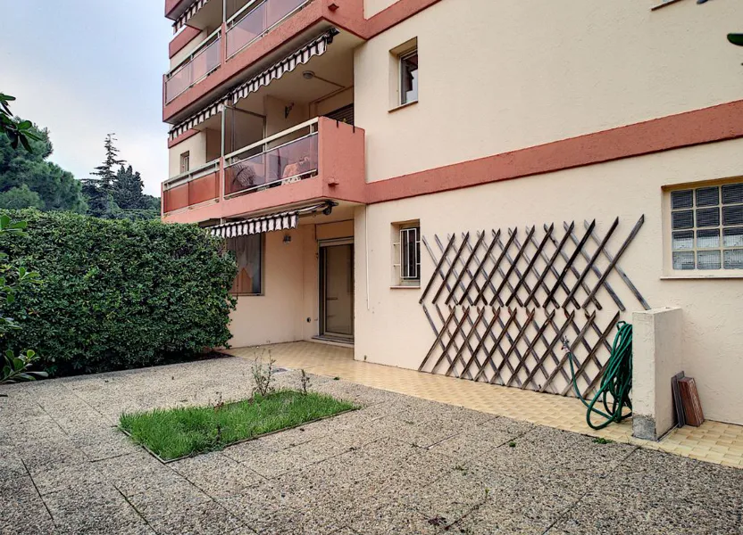 Room Boulevard des Italiens in Villeneuve-Loubet