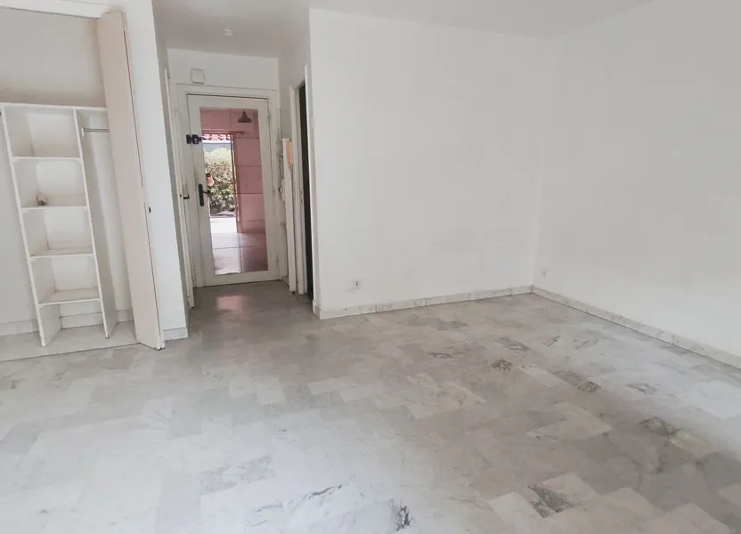 Chambre Boulevard des Italiens à Villeneuve-Loubet