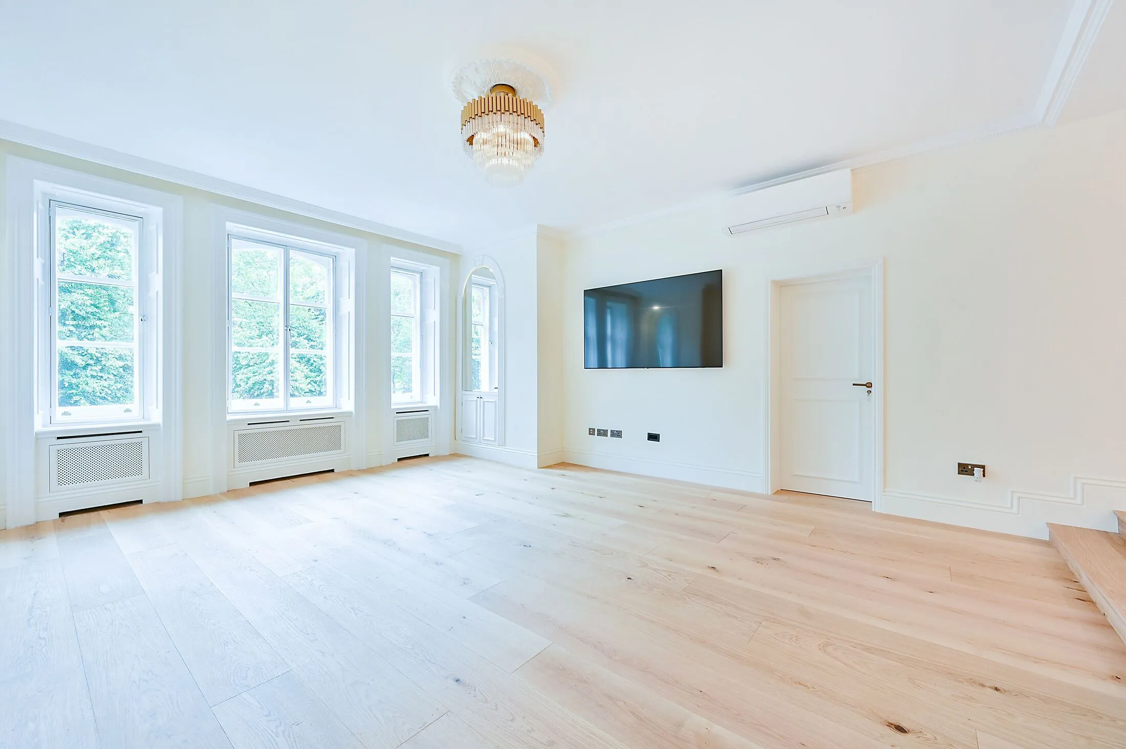 Flat Kensington Gore in City of Westminster