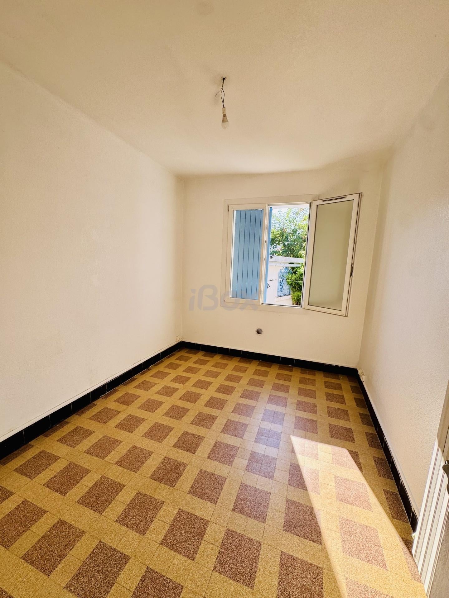 Maison Chemin des Fours à Chaux à Toulon