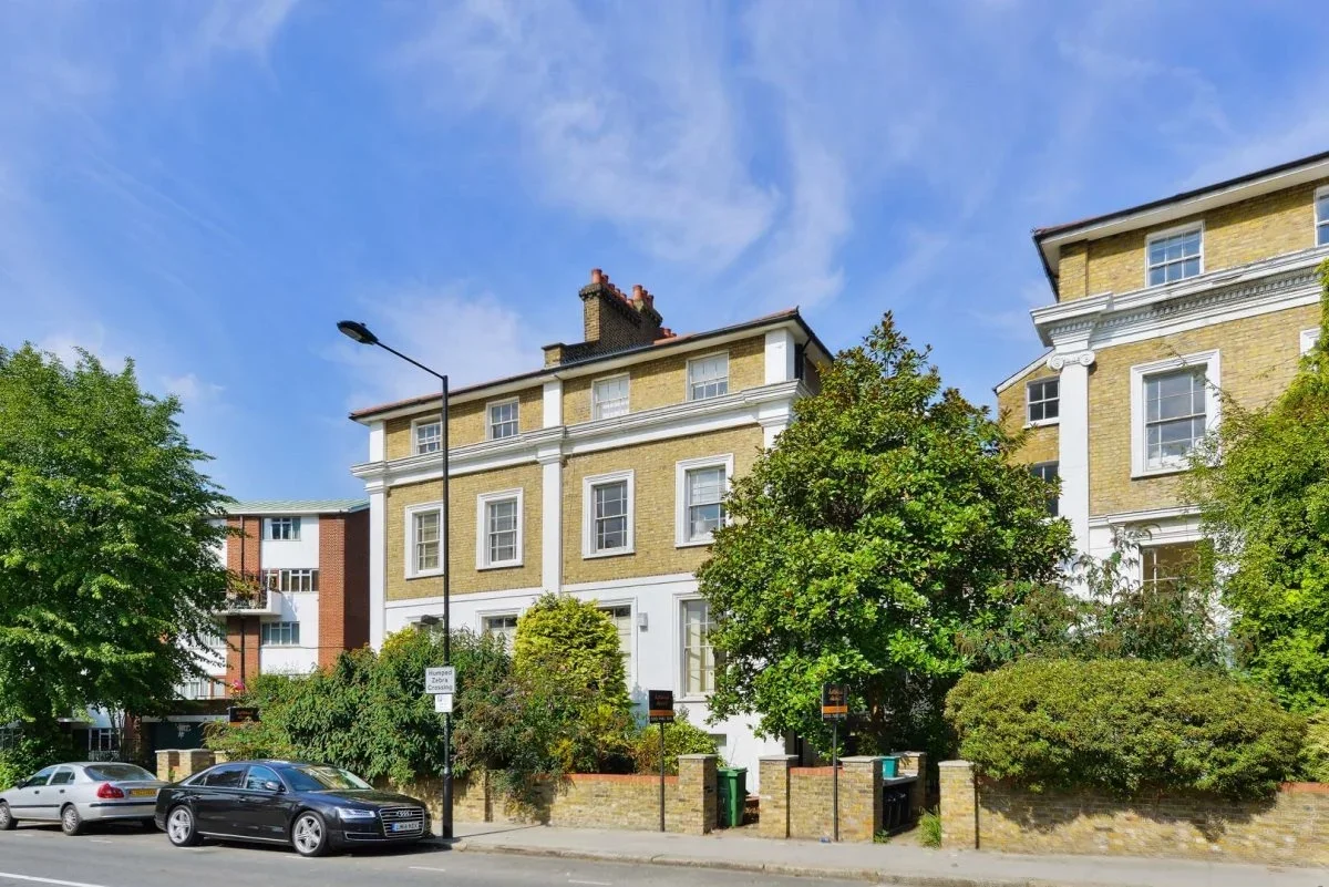 Flat Agar Grove in Greater London
