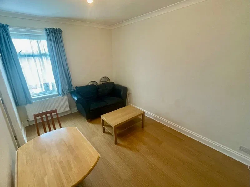 Flat Welbeck Avenue in Southampton