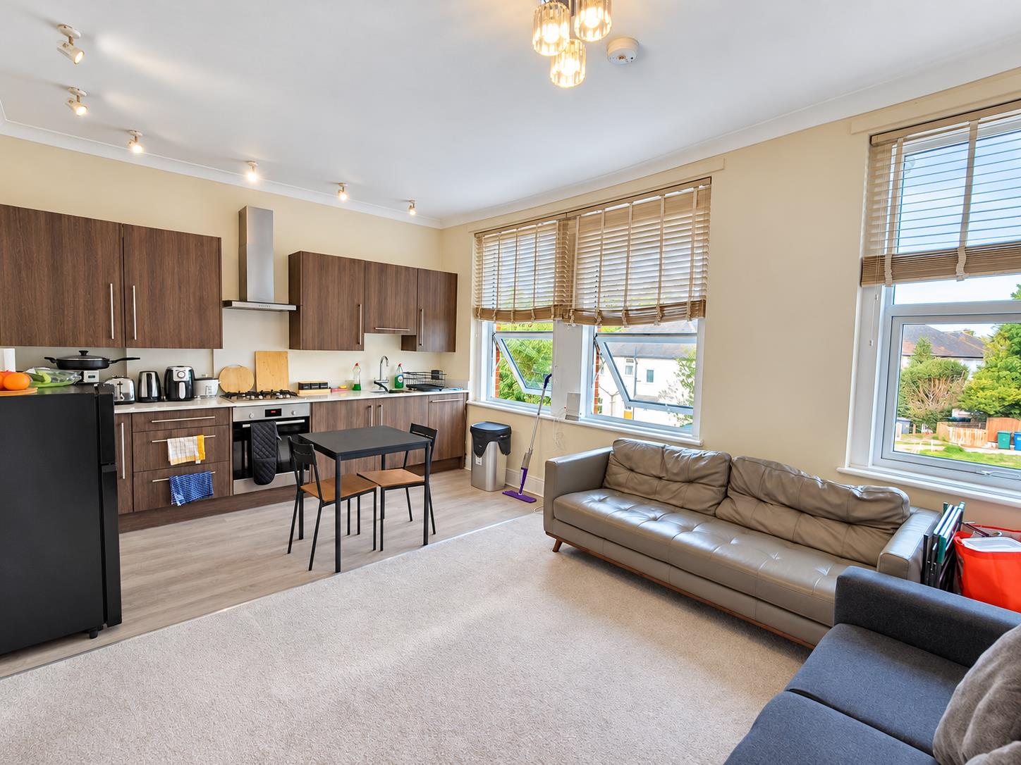 Flat Eversleigh Road in Greater London