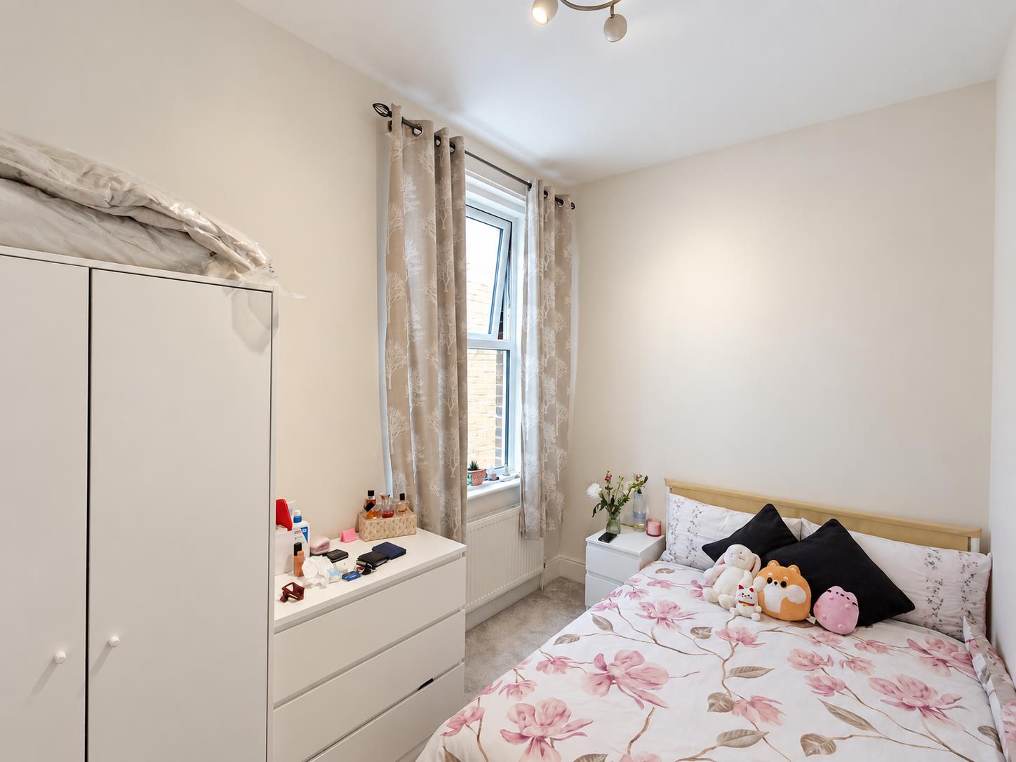 Flat Eversleigh Road in Greater London