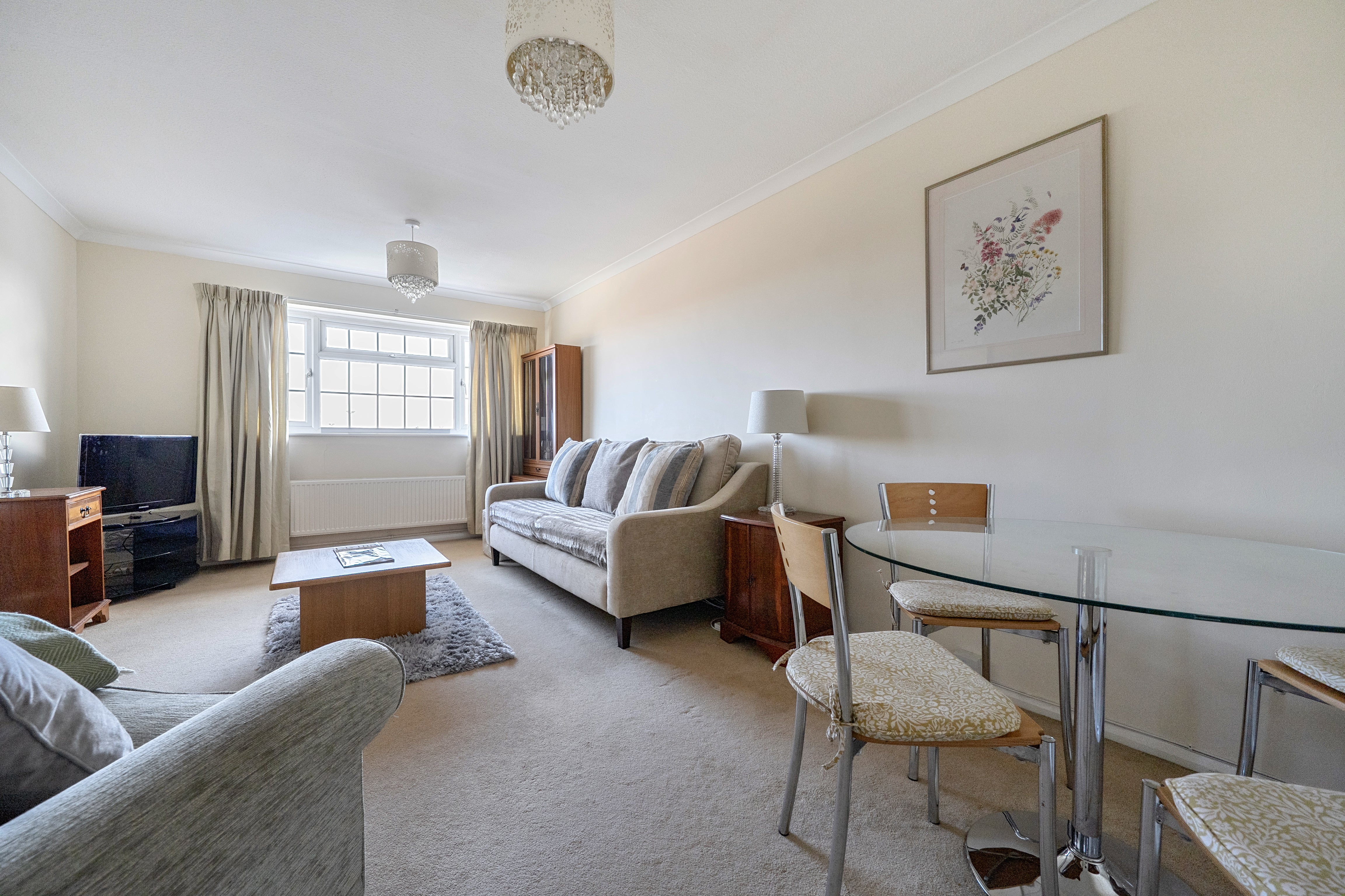 Flat Avondale in Maidenhead