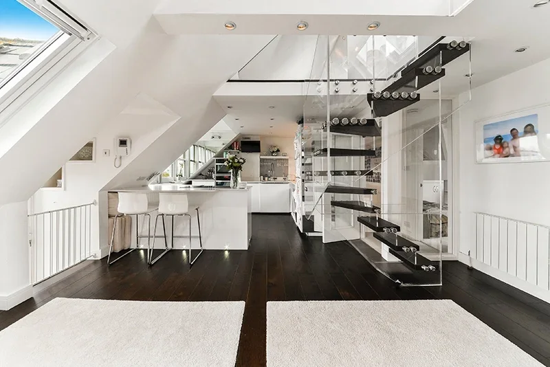 Flat Humber Road in Greater London