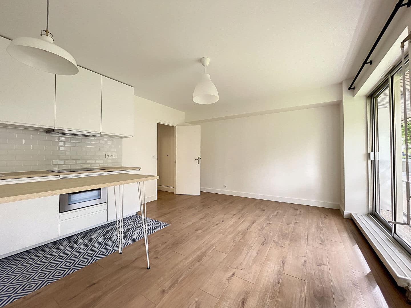 Flat Avenue Charles de Gaulle in Neuilly-sur-Seine