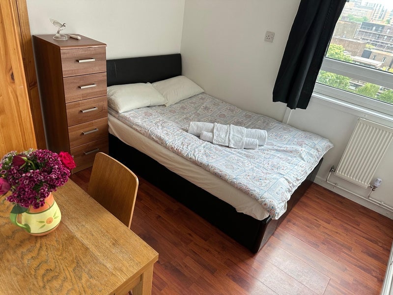 Room Lollard Street in Greater London
