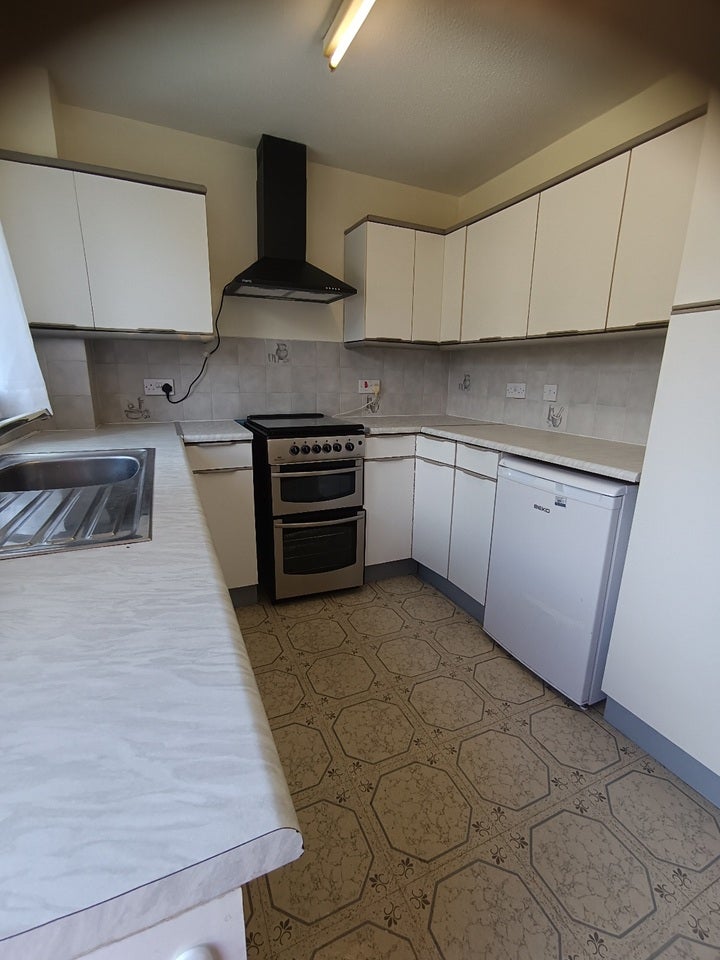 Room Casey Close in Gloucester
