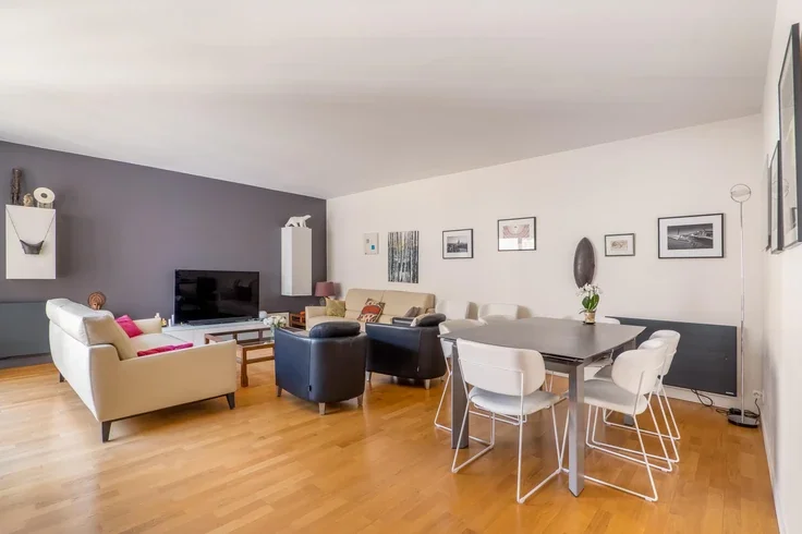 Appartement Place Paul Verlaine à Paris