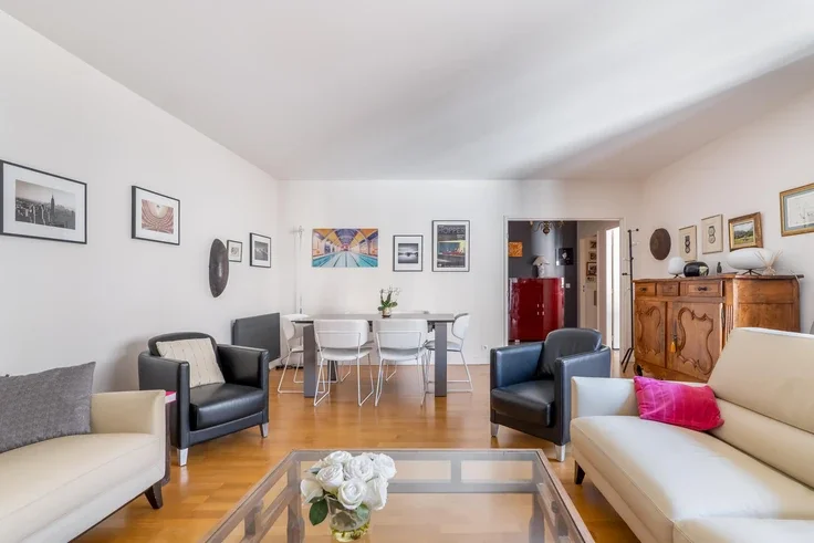 Appartement Place Paul Verlaine à Paris