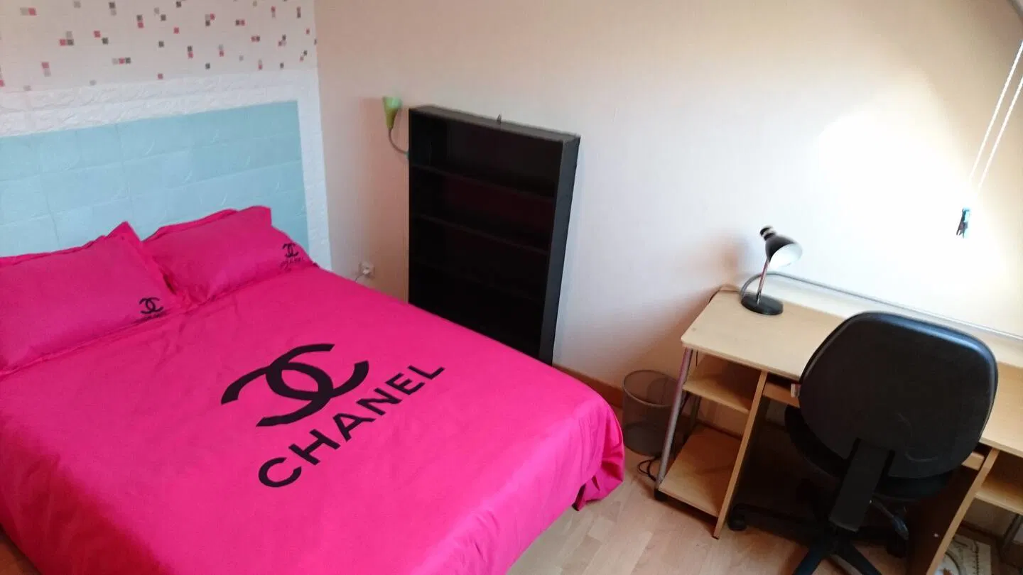 Room Rue Saint-Marc in Orléans