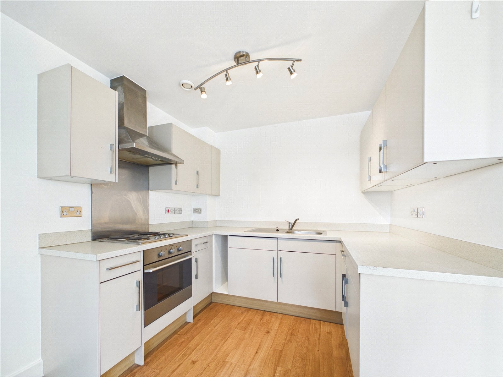 Flat De Grey Road in Colchester