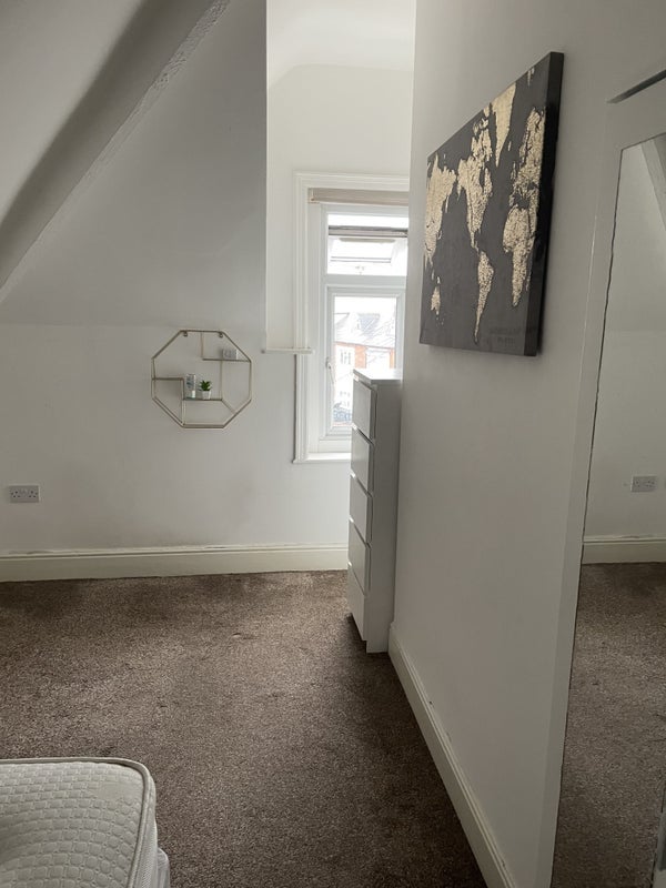 Room Upperton Road in Leicester