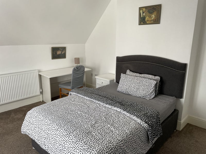 Room Upperton Road in Leicester